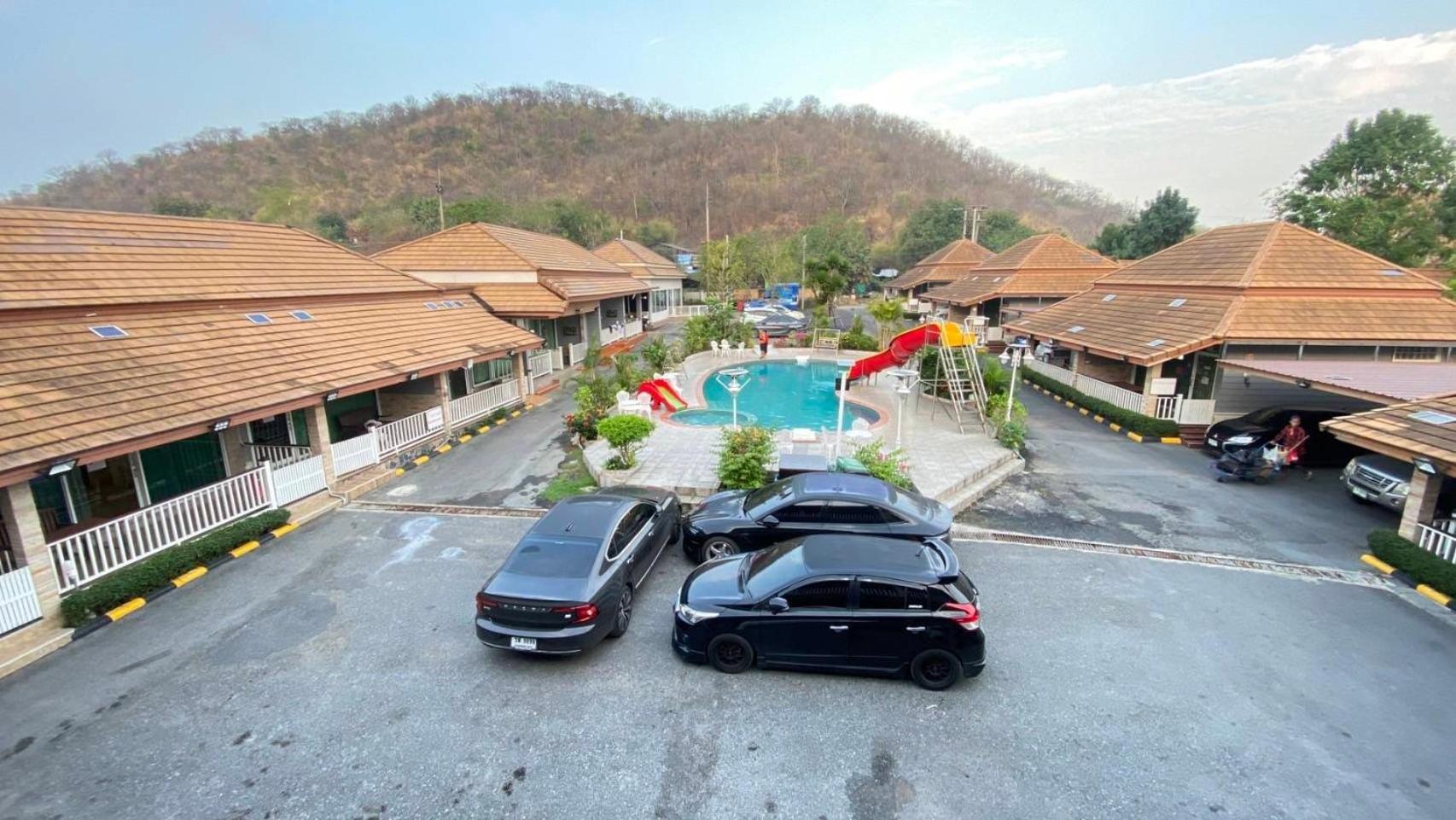 Baan Dara Resort Sara Buri Exterior foto